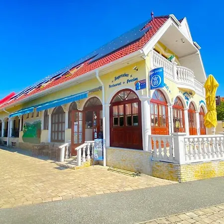 アパートホテル Bajor Panzio Buek-buekfuerdo, Adults Friendly 12 4*
