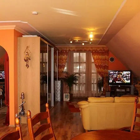 Bajor Panzio Buek-buekfuerdo, Adults Friendly 12 4*