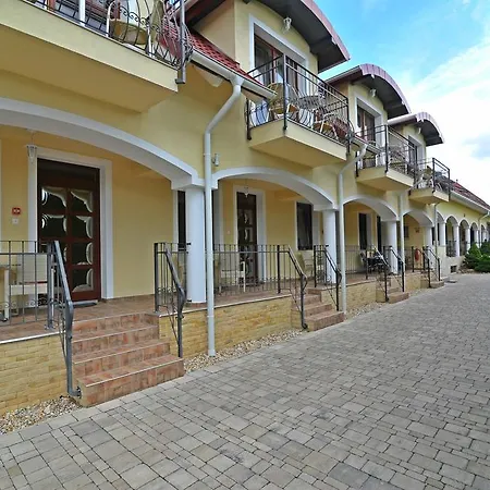 アパートホテル Bajor Panzio Buek-buekfuerdo, Adults Friendly 12 Bük