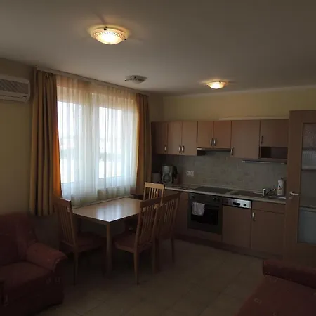 Bajor Panzio Buek-buekfuerdo, Adults Friendly 12 Bük