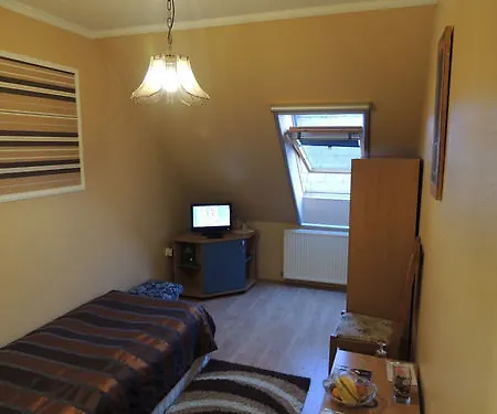 Bajor Panzio Buek-buekfuerdo, Adults Friendly 12 3* Buk