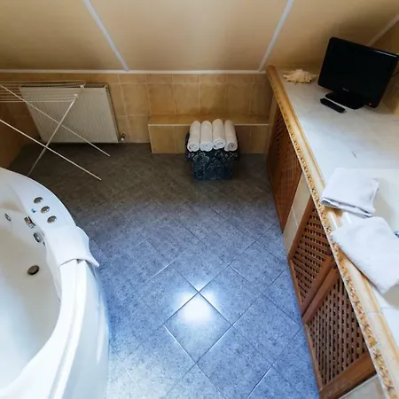 Aparthotel Bajor Panzio Buek-buekfuerdo, Adults Friendly 12 3*