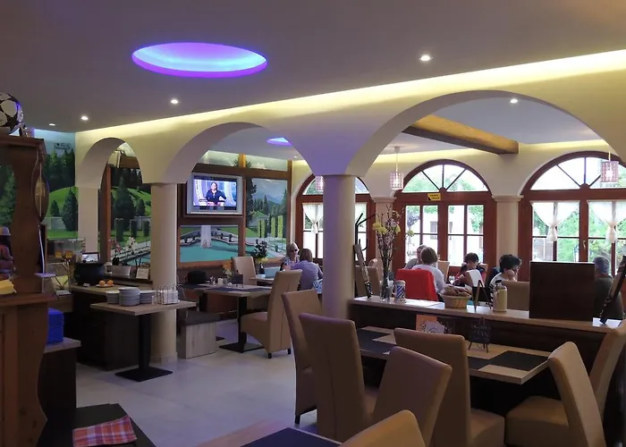 Bajor Panzio Buek-buekfuerdo, Adults Friendly 12 Hotel de apartamente 3*