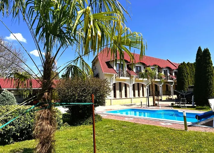 Bajor Panzio Buek-buekfuerdo, Adults Friendly 12 Hotel de apartamente Bük